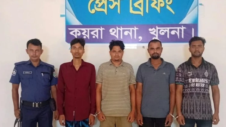 কয়রায় নাশকতা মামলায় নিষিদ্ধ ছাত্রলীগের ৩ নেতা গ্রেপ্তার