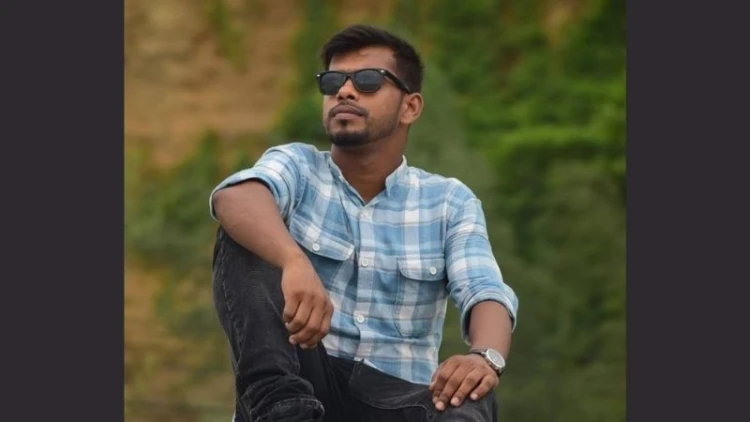 গৌরনদীতে হানিফ পরিবহনের চাপায় বাইকচালক নিহত