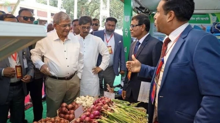 কৃষি গবেষণায় বিনিয়োগ ও কৃষকের অধিকার সুরক্ষার তাগিদ রাষ্ট্রপতির