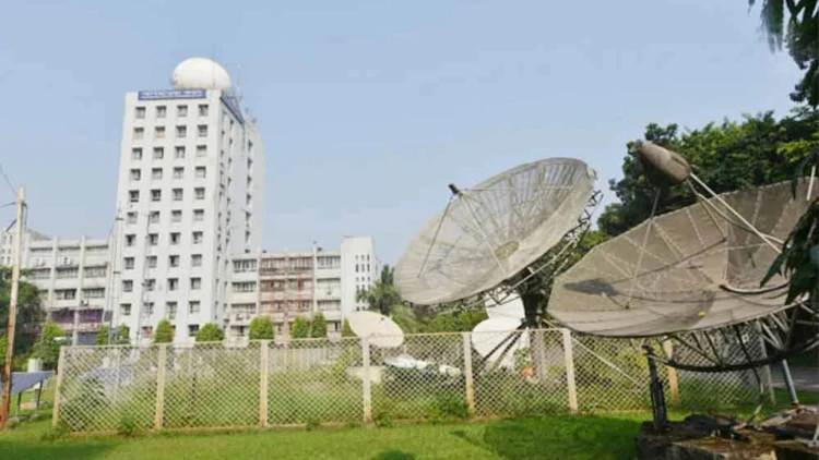 ঢাকায় অপরিবর্তিত থাকবে দিনের তাপমাত্রা