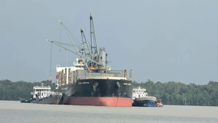 প্রধানমন্ত্রীর মোংলা বন্দর সফর উপকূলীয় এলাকার উন্নয়ন ও সক্ষমতা বাড়বে  : পরিবেশ প্রতিমন্ত্রী