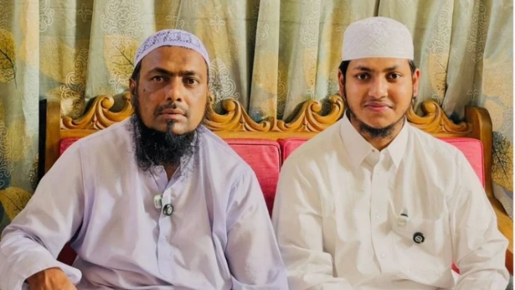 বাবাকে বাসায় আনলেন হাফেজ তাশরীফ