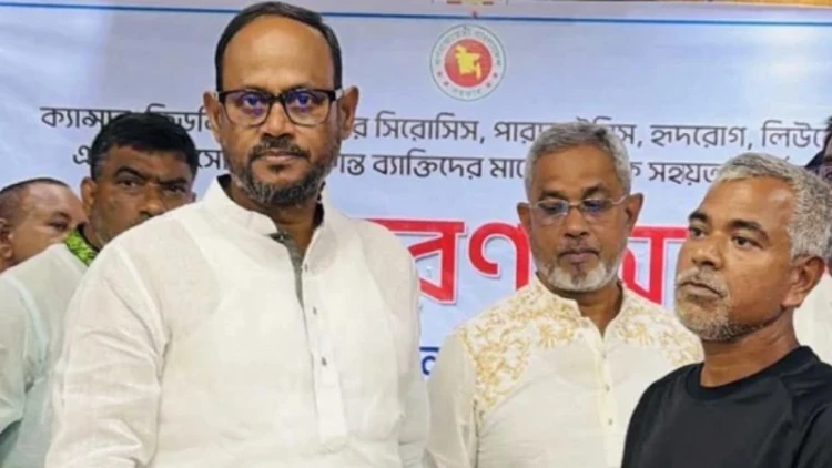অসহায় রোগীদের চিকিৎসায় সর্বোচ্চ গুরুত্ব দিচ্ছে সরকার: প্রতিমন্ত্রী টুকু