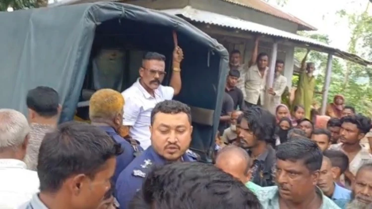 বগুড়ায় বৃদ্ধের গলাকাটা লাশ উদ্ধার