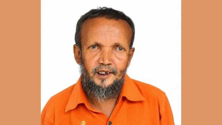 ব্যাটারি চুরিতে থমকে গেল প্রতিবন্ধী বাচ্চুর জীবন